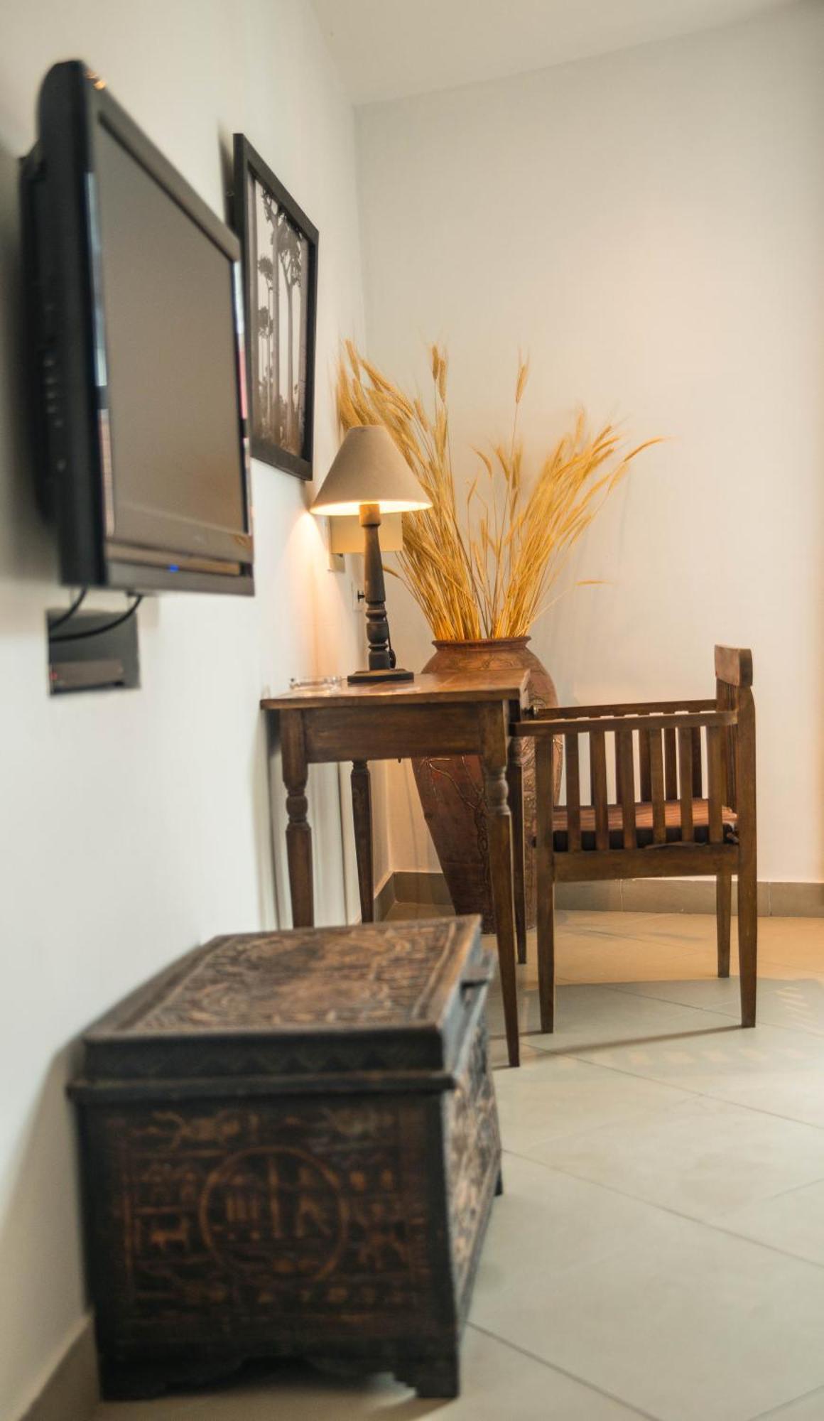 Hotel Restaurant La Ribaudiere Antananarivo Bilik gambar