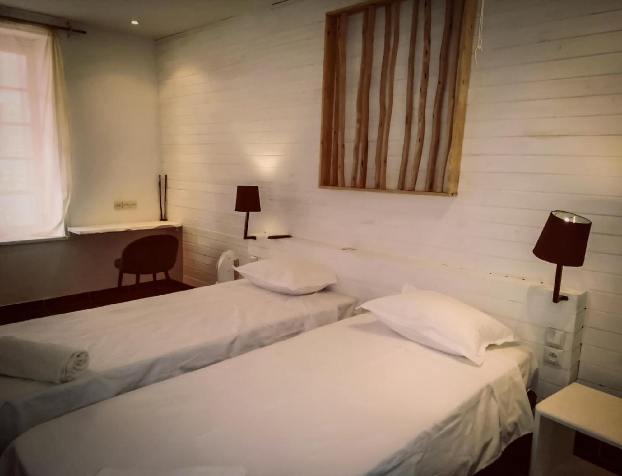 Hotel Restaurant La Ribaudiere Antananarivo Bilik gambar